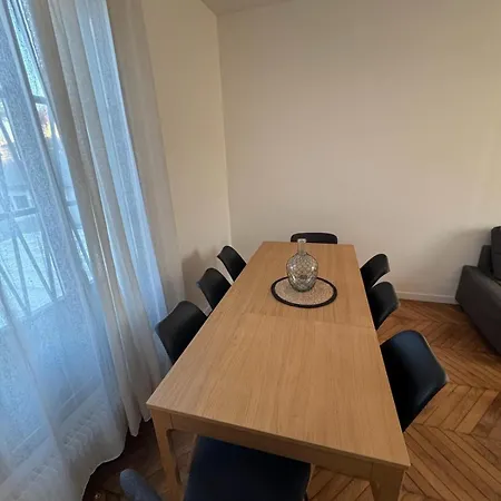 Appartement Spacieuse Maison, Cdg, Asterix, Disney, Paris *